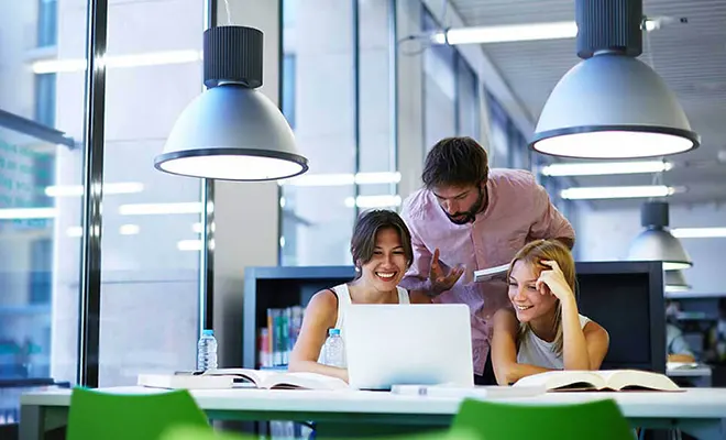 accompagnement-creation-site-internet Accompagnement des clients dans la création de leur site internet